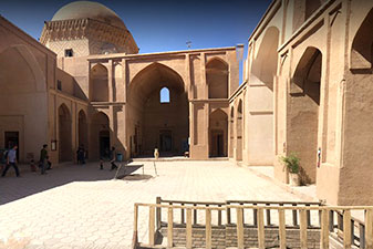 محوطه داخل زندان اسکندر