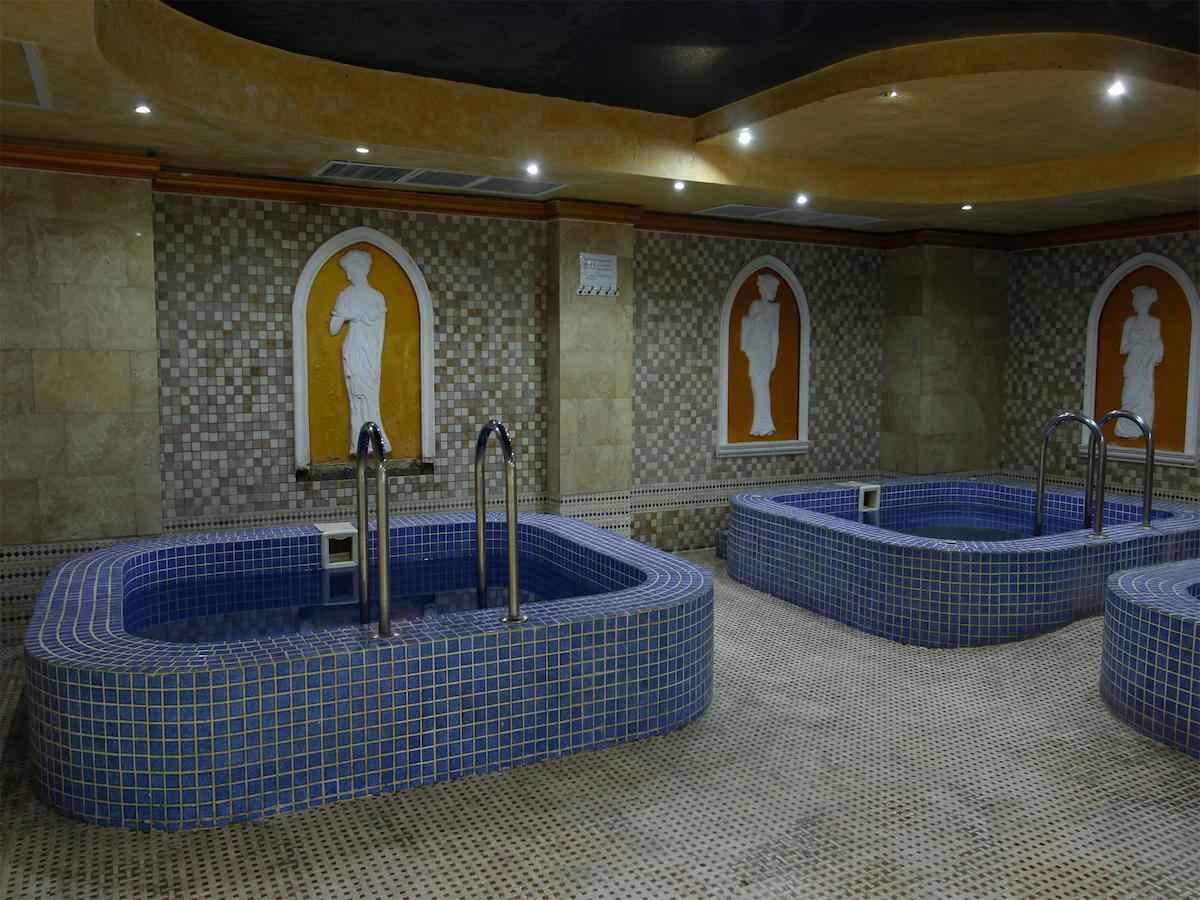 تور لحظه آخری ارمنستان هتل آکواتک