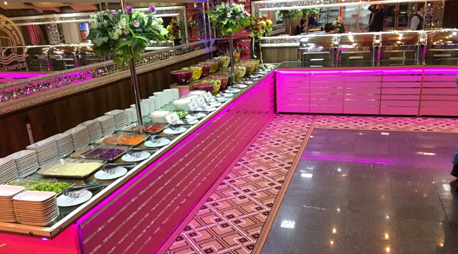 رستوران 2 هتل اترک سرعین