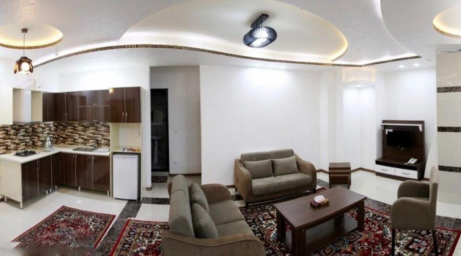 اتاق 2 هتل کوروش سرعین