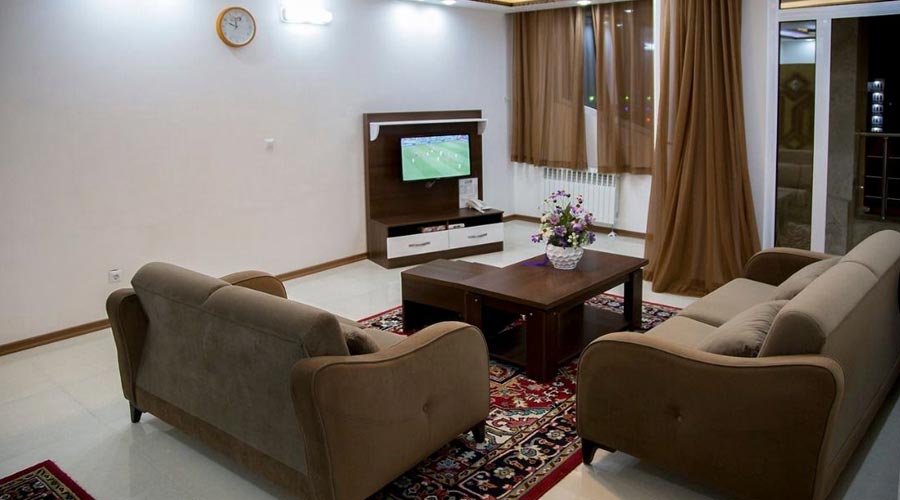 اتاق 4 هتل کوروش سرعین