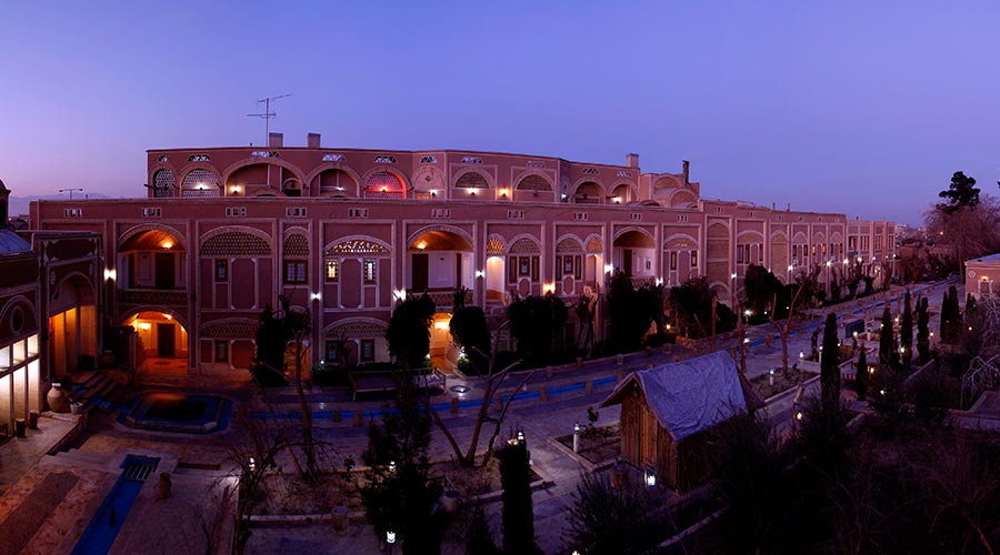 رزرو هتل مشیر الممالک یزد
