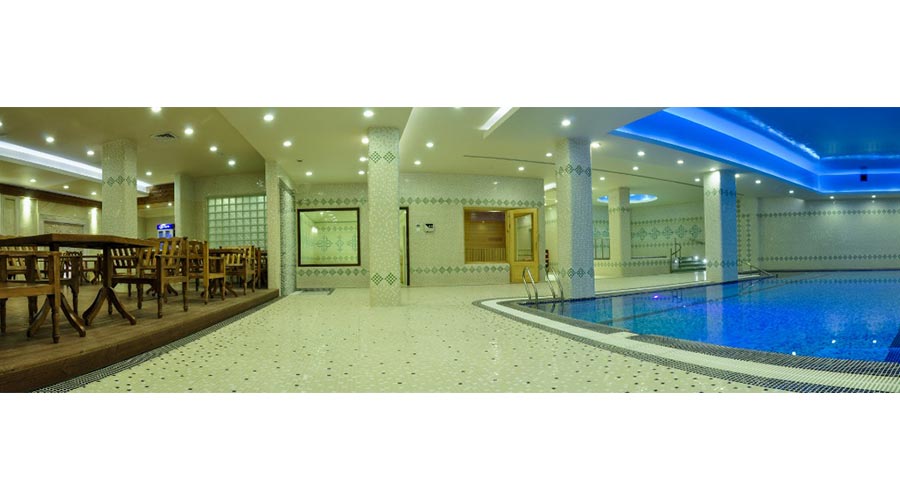 استخر هتل زندیه شیراز